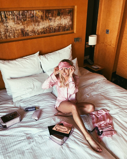 Julia Kuczynska feet photo 11