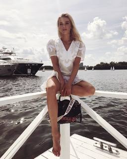 Julia Kuczynska feet photo 5