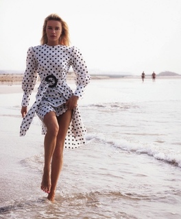 Julia Kuczynska feet photo 10
