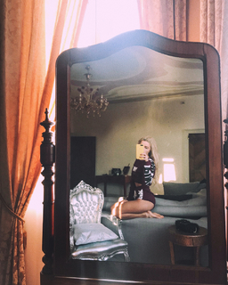 Julia Kuczynska feet photo 6