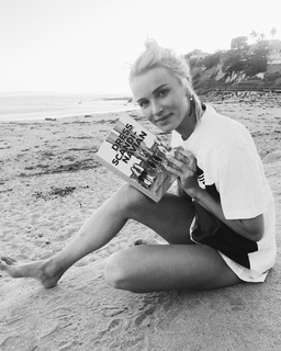 Julia Kuczynska feet photo 5