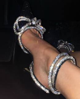 Julia Kuczynska feet photo 9