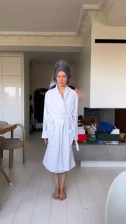 Julia Kuczynska feet photo 1