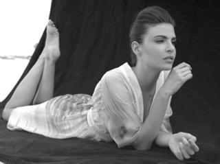 Julia Lescova feet photo 6
