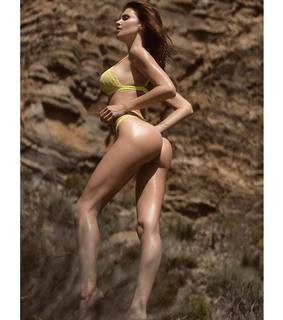 Julia Lescova feet photo 6
