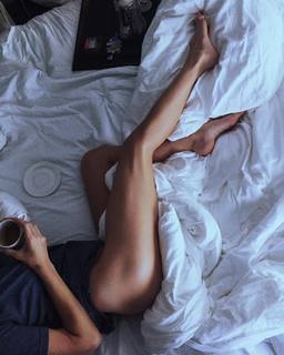 Julia Lescova feet photo 1