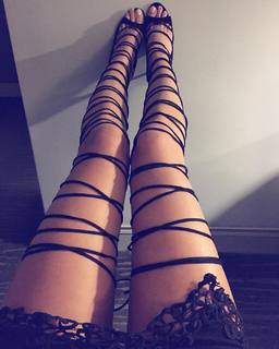 Julia Lescova feet photo 18