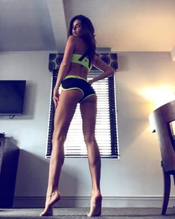 Julia Lescova feet photo 16