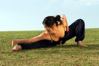Julia Ling feet photo 19