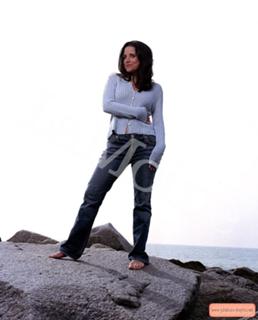 Julia Louis-Dreyfus feet photo thumbnail