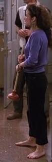 Julia Louis-Dreyfus feet photo thumbnail