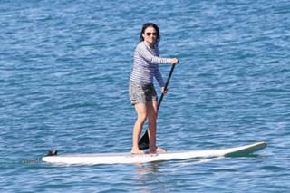 Julia Louis-Dreyfus feet photo thumbnail
