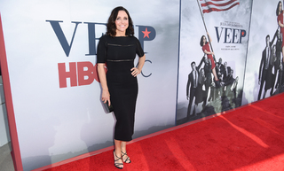Julia Louis-Dreyfus feet photo thumbnail
