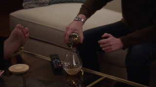 Julia Louis-Dreyfus feet photo thumbnail