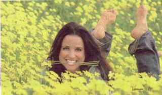 Julia Louis-Dreyfus feet photo thumbnail