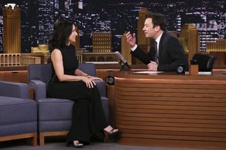 Julia Louis-Dreyfus feet photo thumbnail