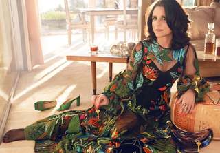 Julia Louis-Dreyfus feet photo thumbnail