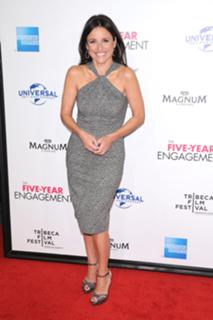 Julia Louis-Dreyfus feet photo thumbnail