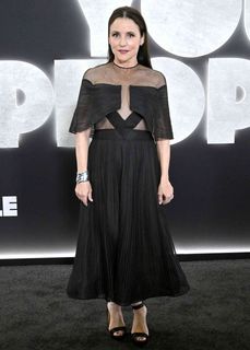 Julia Louis-Dreyfus feet photo 15