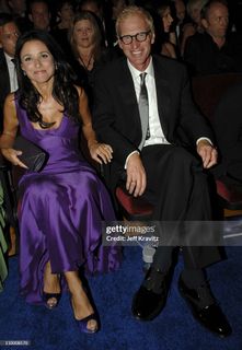 Julia Louis-Dreyfus feet photo 1