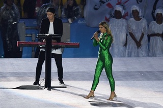 Julia Michaels feet photo 2