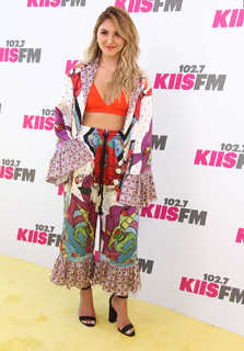 Julia Michaels feet photo 5