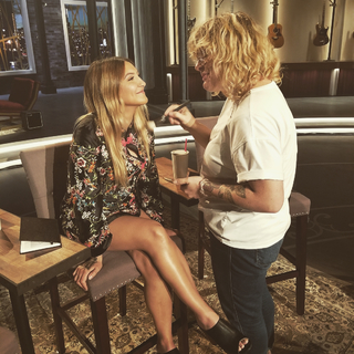 Julia Michaels feet photo 11