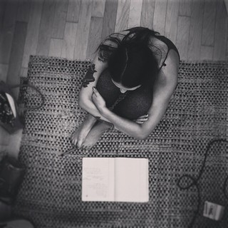 Julia Michaels feet photo 9