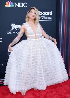 Julia Michaels feet photo 20