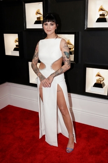 Julia Michaels feet photo 6
