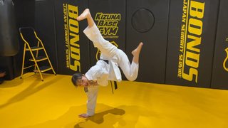 Julia Nagano feet photo 4