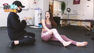 Julia Nagano feet photo 10