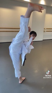 Julia Nagano feet photo 4