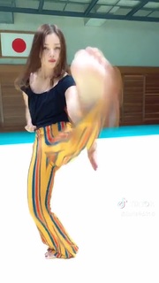 Julia Nagano feet photo 17