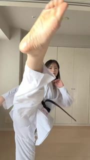 Julia Nagano feet photo 13