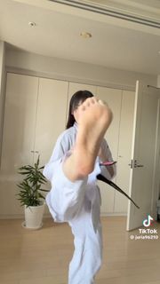 Julia Nagano feet photo 13