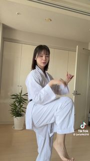 Julia Nagano feet photo 12