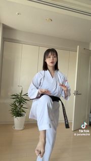Julia Nagano feet photo 4