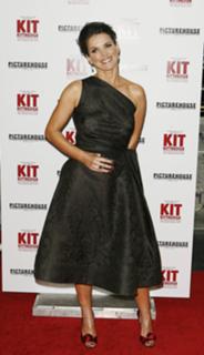 Julia Ormond feet photo thumbnail