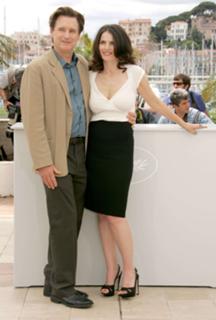 Julia Ormond feet photo thumbnail