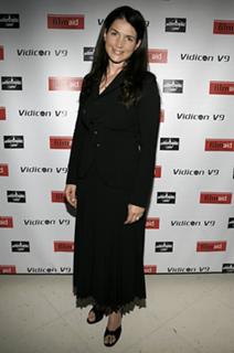 Julia Ormond feet photo thumbnail