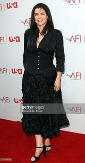 Julia Ormond feet photo thumbnail