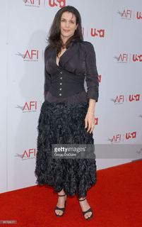 Julia Ormond feet photo thumbnail