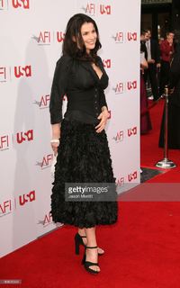 Julia Ormond feet photo thumbnail