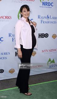 Julia Ormond feet photo thumbnail