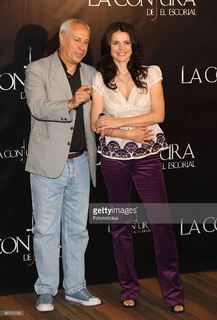 Julia Ormond feet photo thumbnail