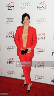 Julia Ormond feet photo thumbnail