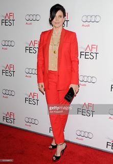 Julia Ormond feet photo thumbnail