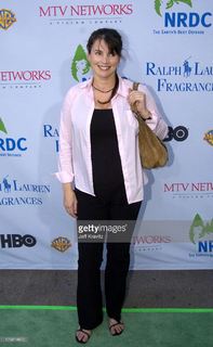 Julia Ormond feet photo thumbnail