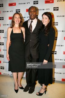 Julia Ormond feet photo thumbnail